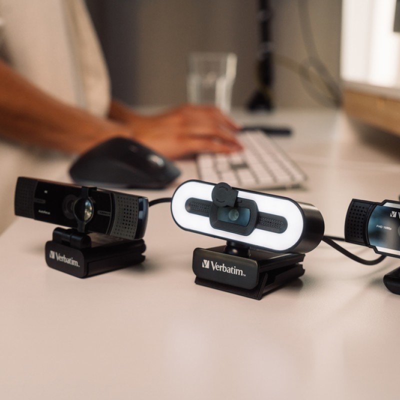 Verbatim Webcam Full HD Autofocus with Microphone & Light AWC-02